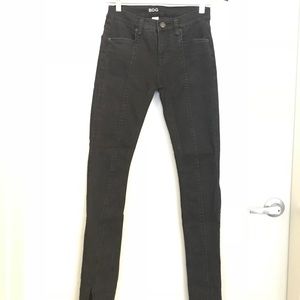 BDG - Black Jeans - Size 25